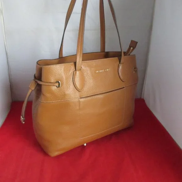 Michael Kors Mae Large East West Leather Drawstring Tote $298 Acorn #054